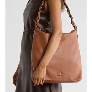 NEW SAM EDLEMAN BAY LARGE CHAINLINK HOBO CARAMEL LEATHER SHOULDER BAG HOBO NWT!!
